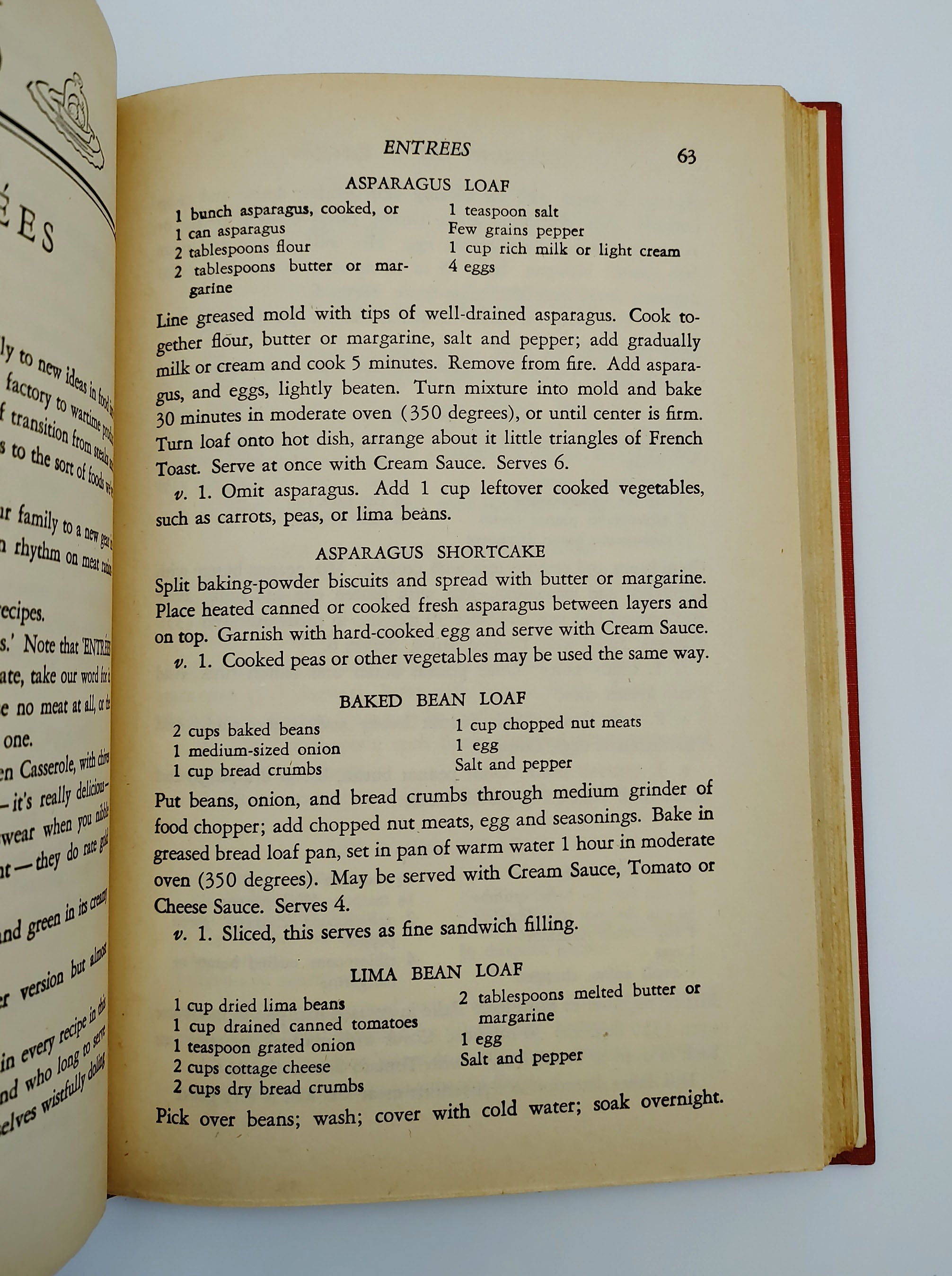 Vegetarian asparagus and bean loaves from the first edition of Mills' Cooking on a Ration (1943)